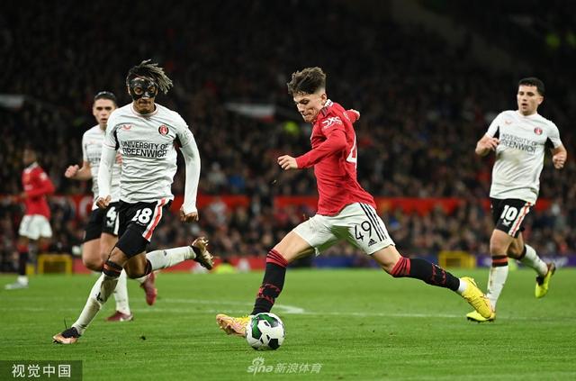 射门力挽狂 射门力挽狂